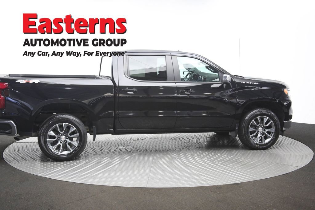 Used 2024 Chevrolet Silverado 1500 LT AWD/4WD image 45