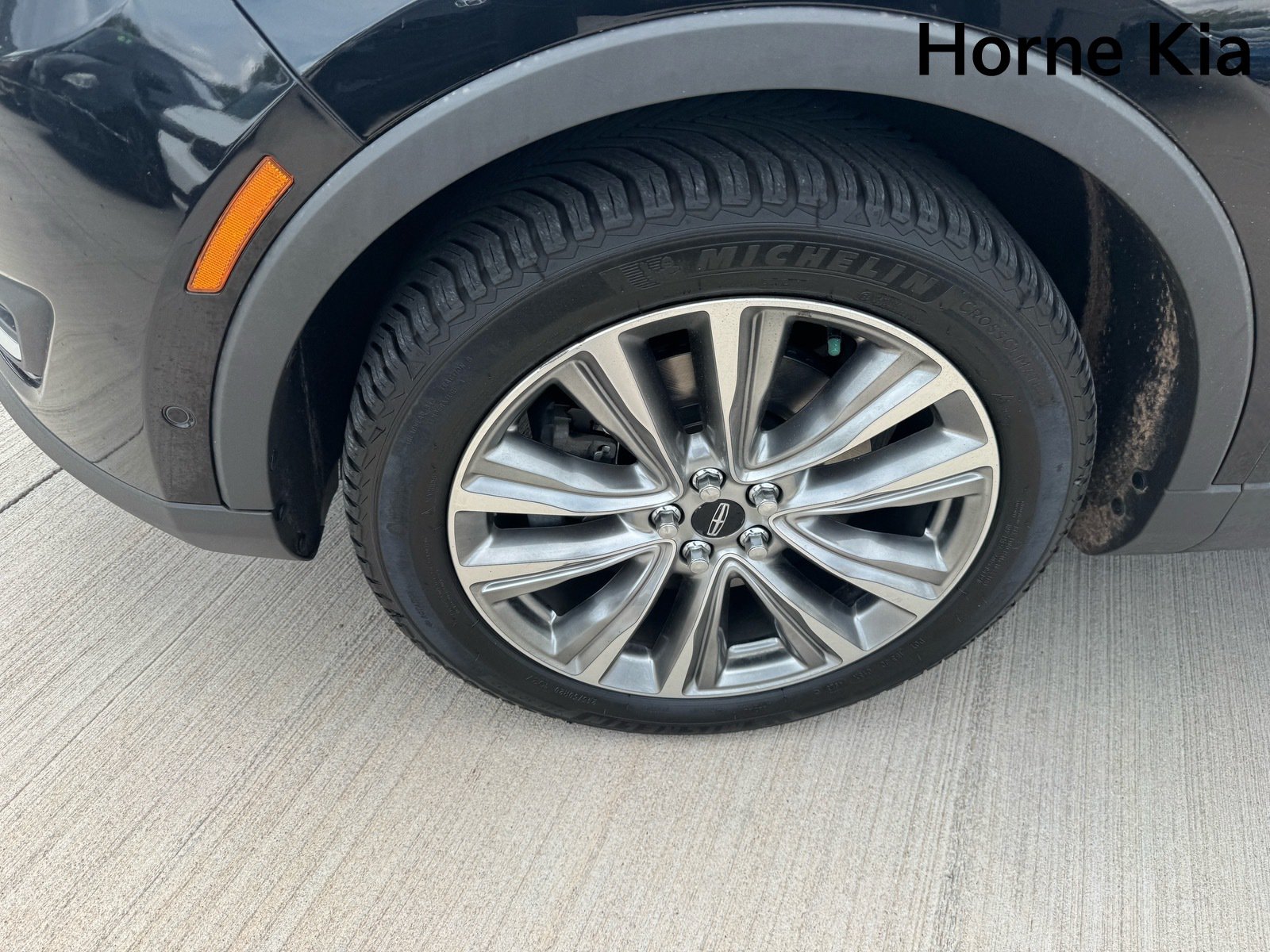 Used 2018 Lincoln MKX Reserve AWD/4WD image 8