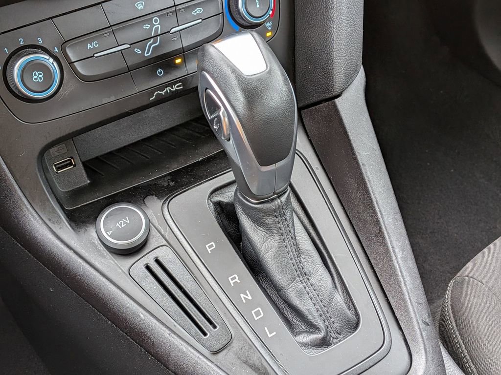 Used 2015 Ford Focus SE image 20
