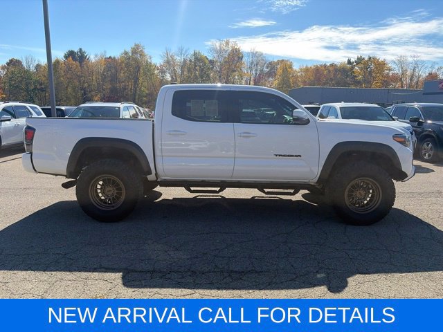 Used 2022 Toyota Tacoma TRD Pro AWD/4WD image 7