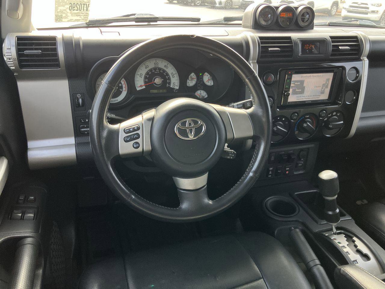 Used 2007 Toyota FJ Cruiser 2WD image 15