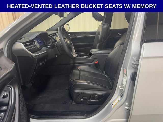 Used 2024 Jeep Grand Cherokee L Limited w/ Luxury Tech Group II AWD/4WD image 14