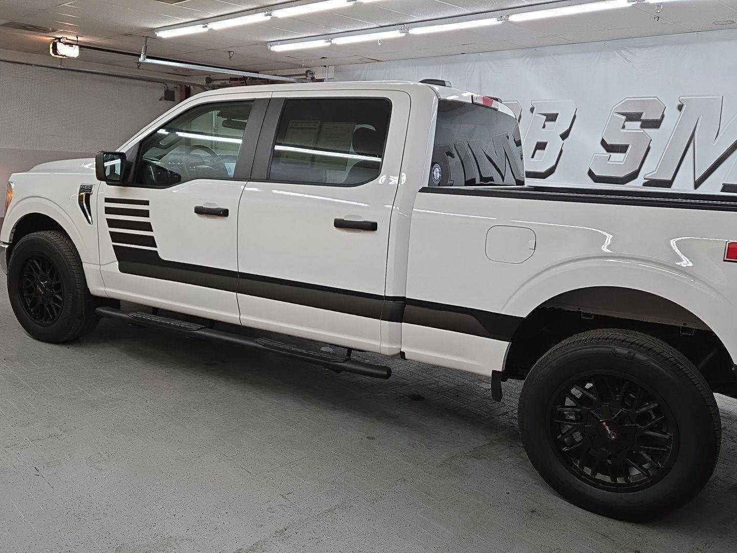 Used 2021 Ford F150 XLT w/ Trailer Tow Package image 3