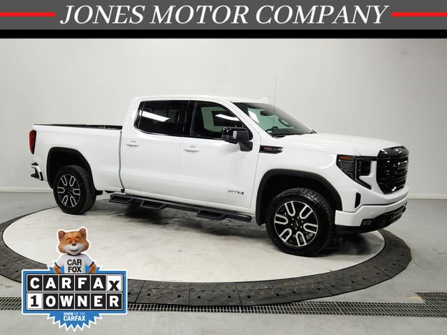 Used 2023 GMC Sierra 1500 AT4 w/ AT4 Preferred Package AWD/4WD image 1