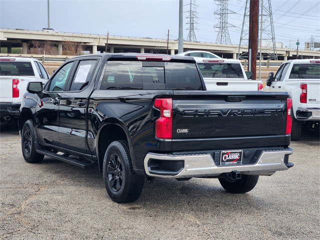 Used 2025 Chevrolet Silverado 1500 LT w/ Safety Package image 5