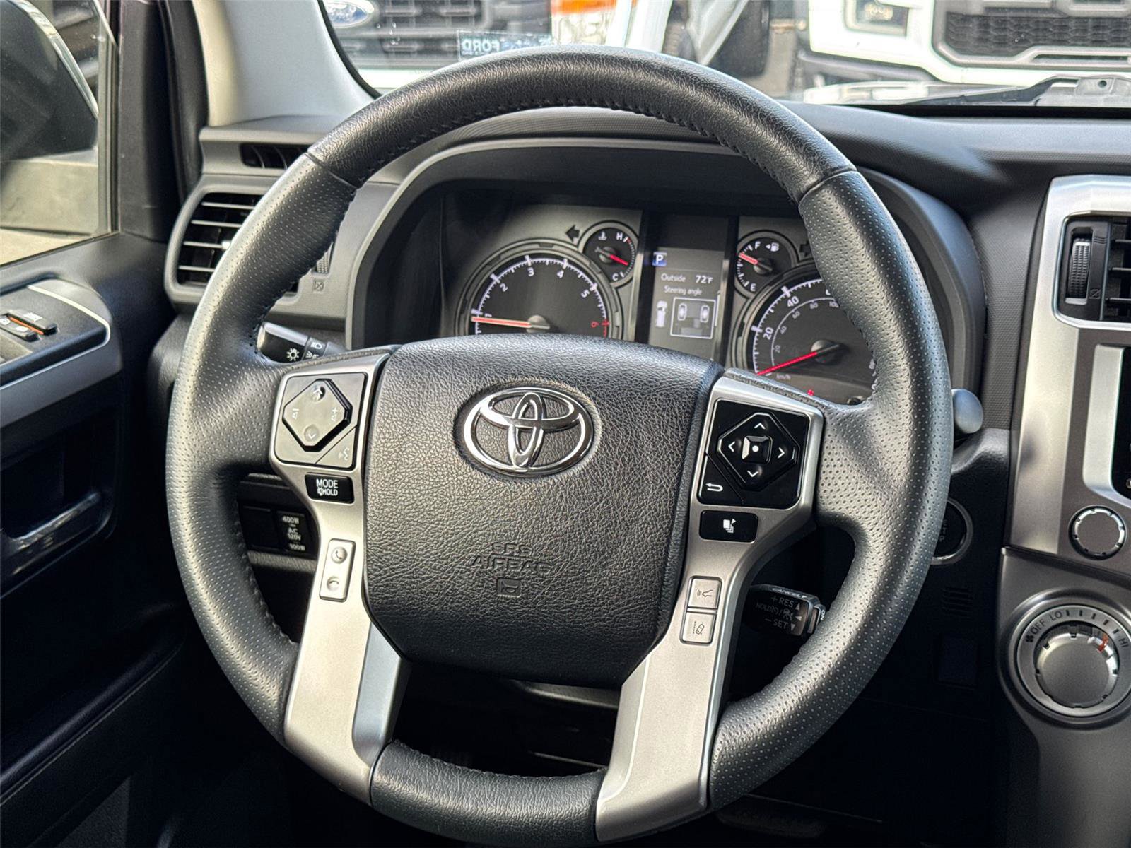 Used 2024 Toyota 4Runner SR5 AWD/4WD image 23