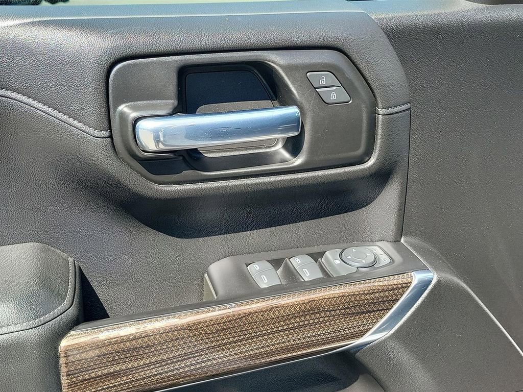 Used 2020 Chevrolet Silverado 1500 LT image 14