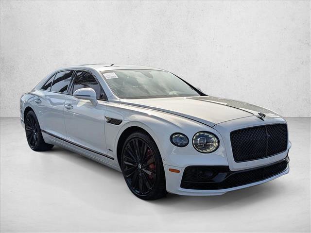 Used 2024 Bentley Flying Spur W12 image 3