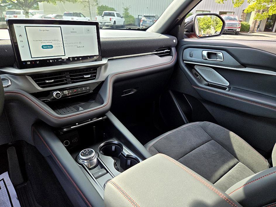 New 2025 Ford Explorer ST image 21