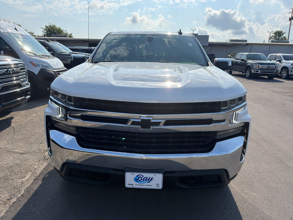 Used 2022 Chevrolet Silverado 1500 LT AWD/4WD image 7