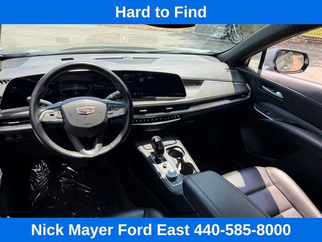 Used 2025 Cadillac XT4 Premium Luxury AWD/4WD image 12