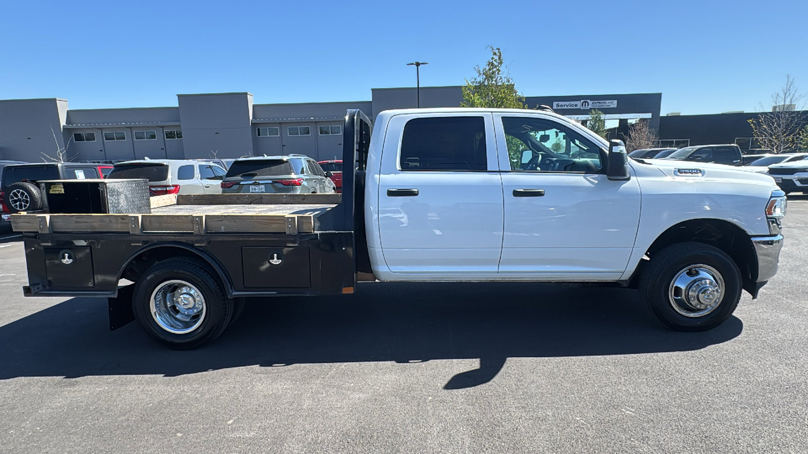 Used 2023 RAM 3500 Tradesman w/ Chrome Appearance Group image 4