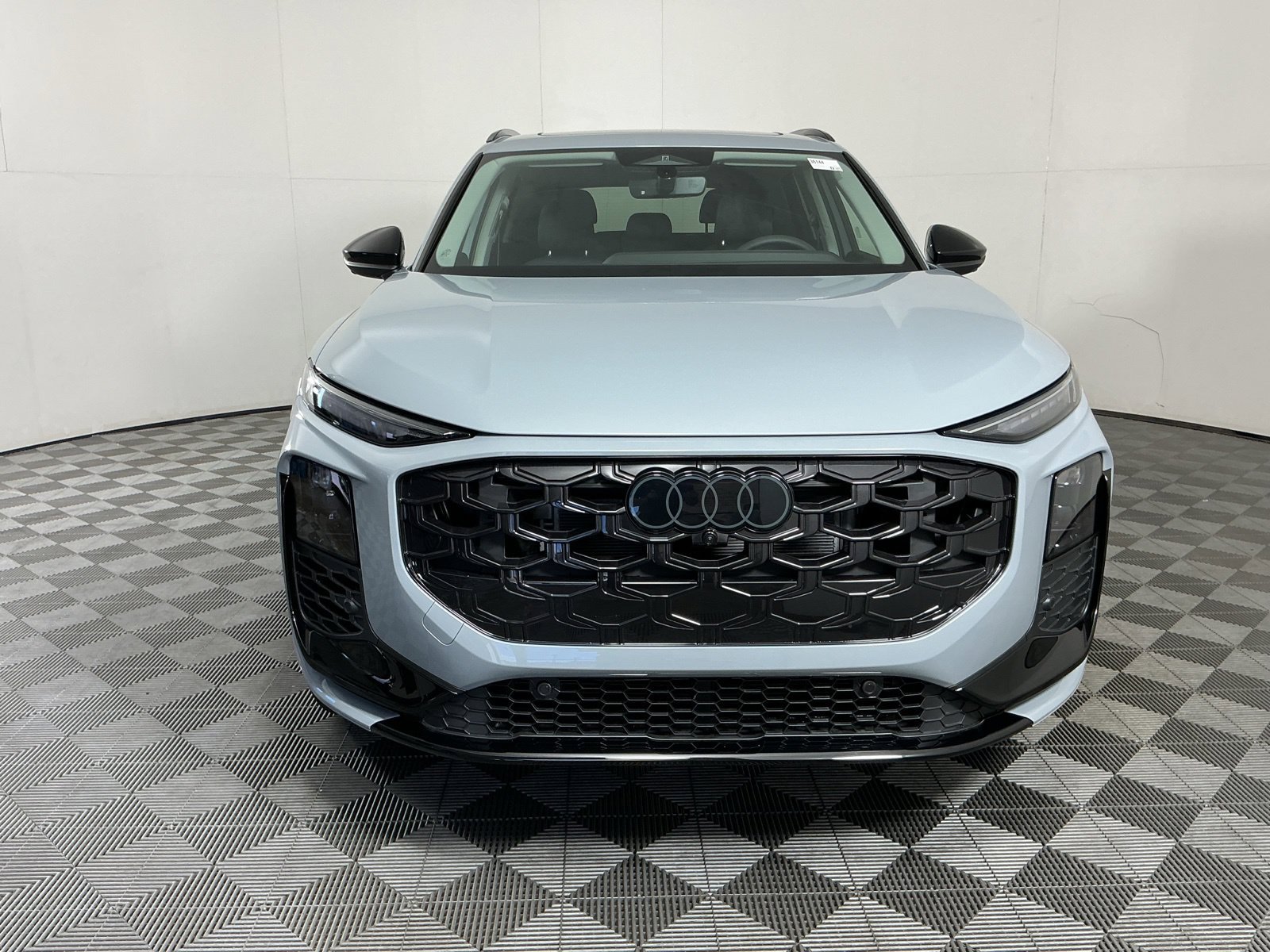 New 2026 Audi Q3 quattro 2.0T AWD/4WD image 2