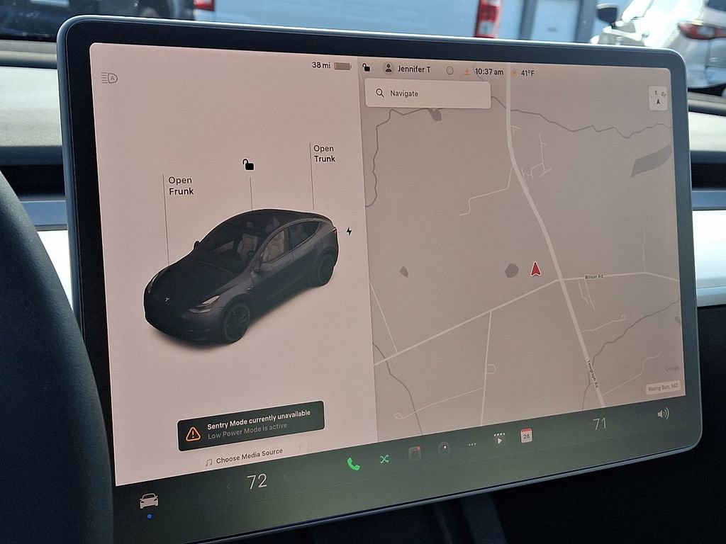Used 2021 Tesla Model Y Long Range image 17