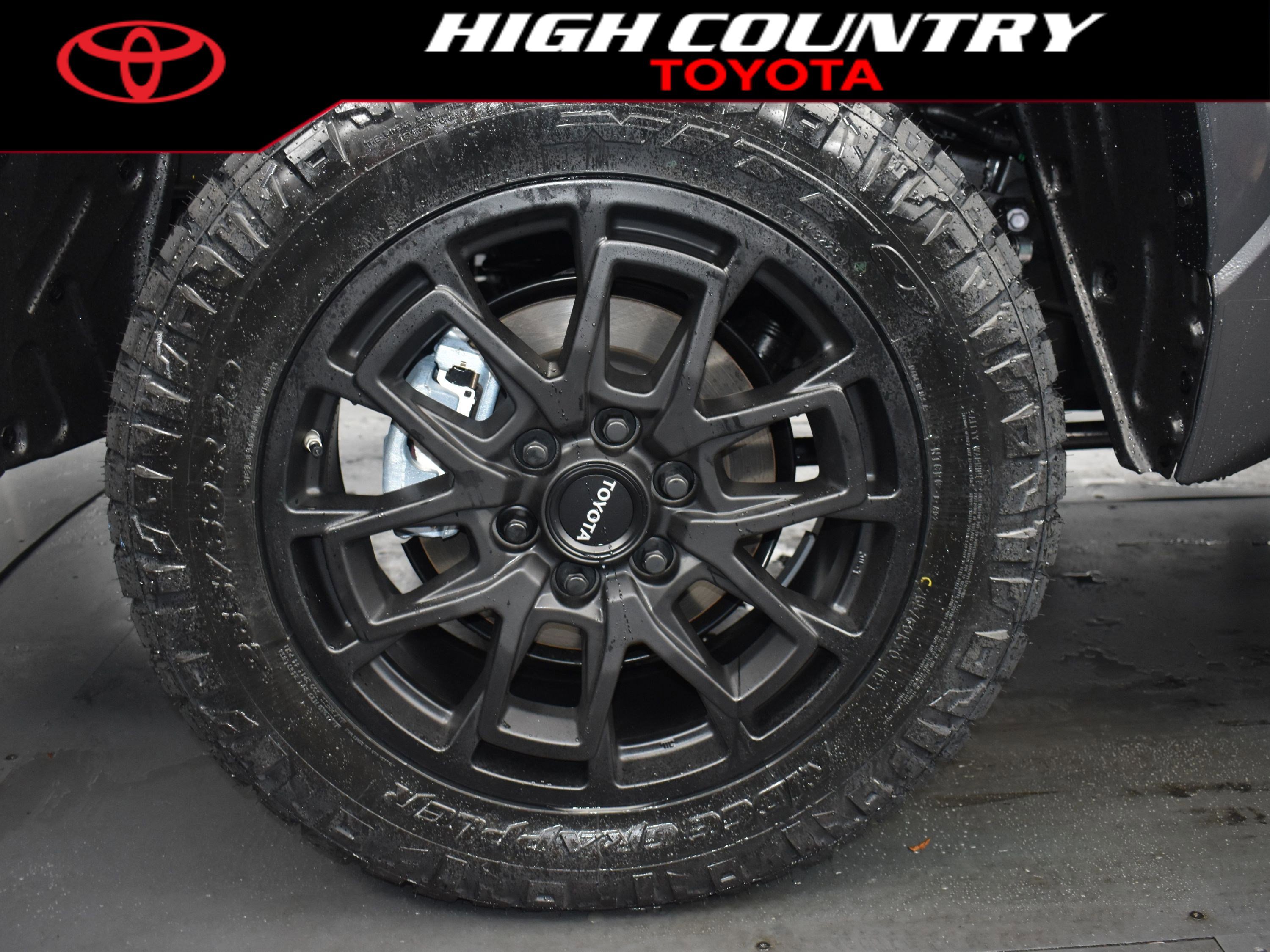 New 2026 Toyota Tundra SR5 w/ SR5 Convenience Package image 9