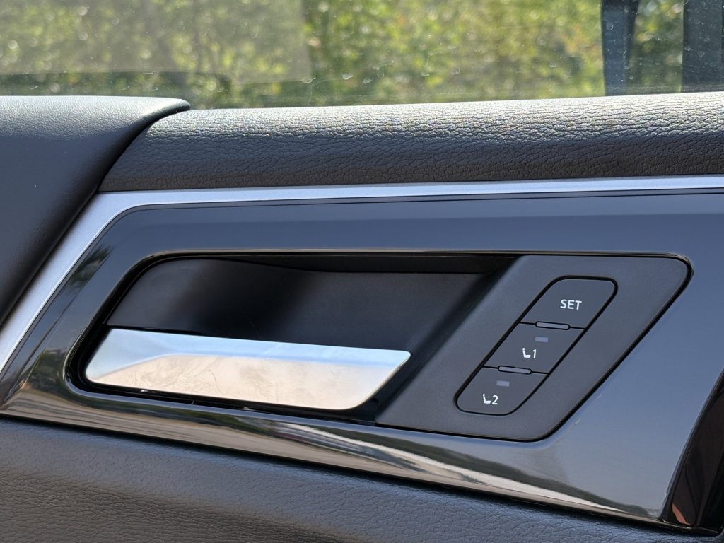 New 2026 Nissan Rogue Platinum AWD/4WD image 32