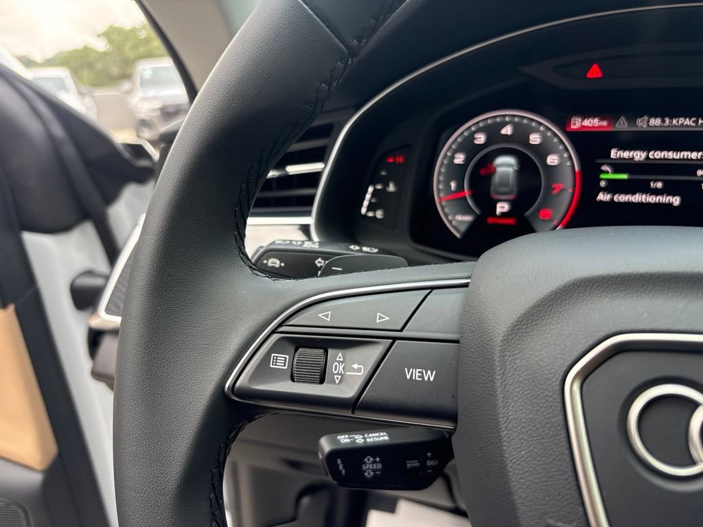 Used 2023 Audi Q8 Premium Plus AWD/4WD image 23