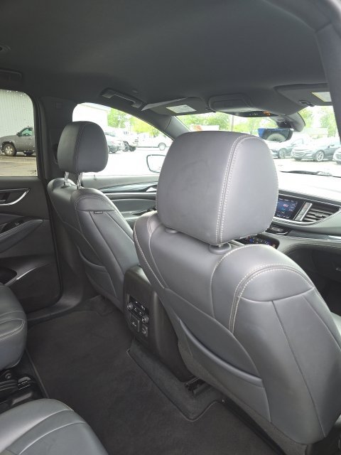 Used 2022 Buick Enclave Premium FWD image 26