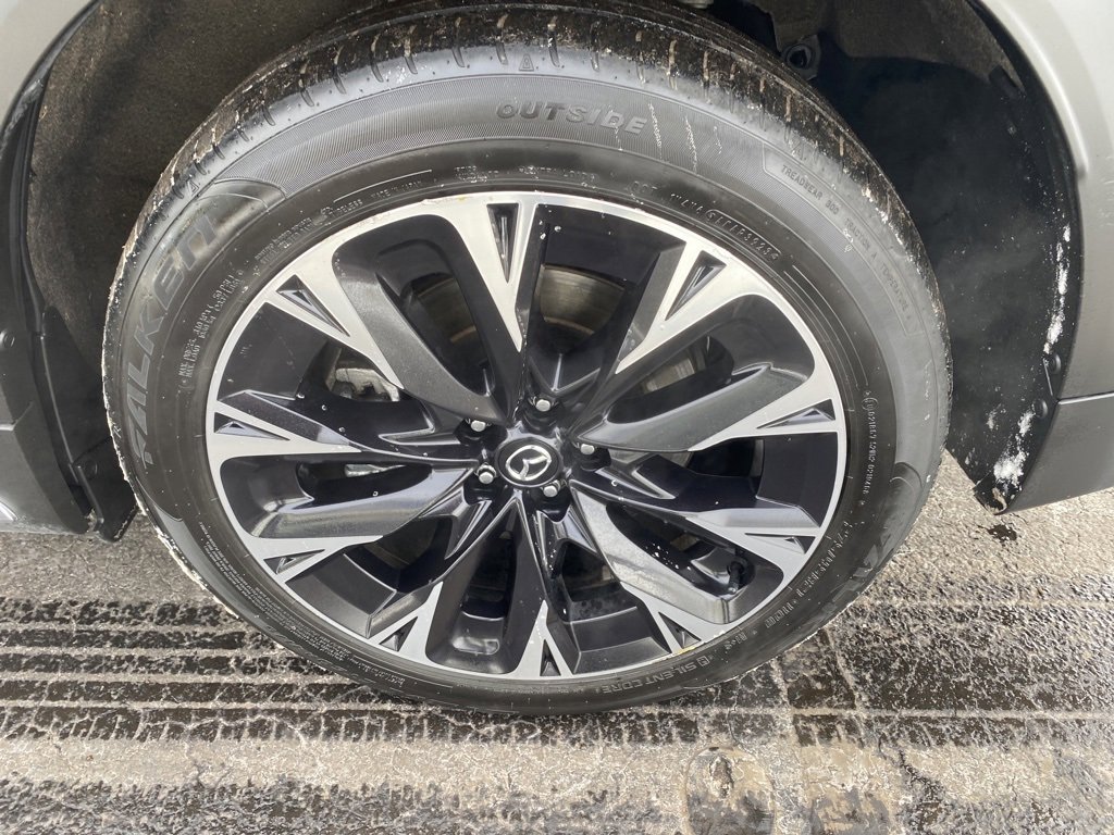 Certified 2024 MAZDA CX-90 Plug-In Hybrid w/ Premium Pkg image 31