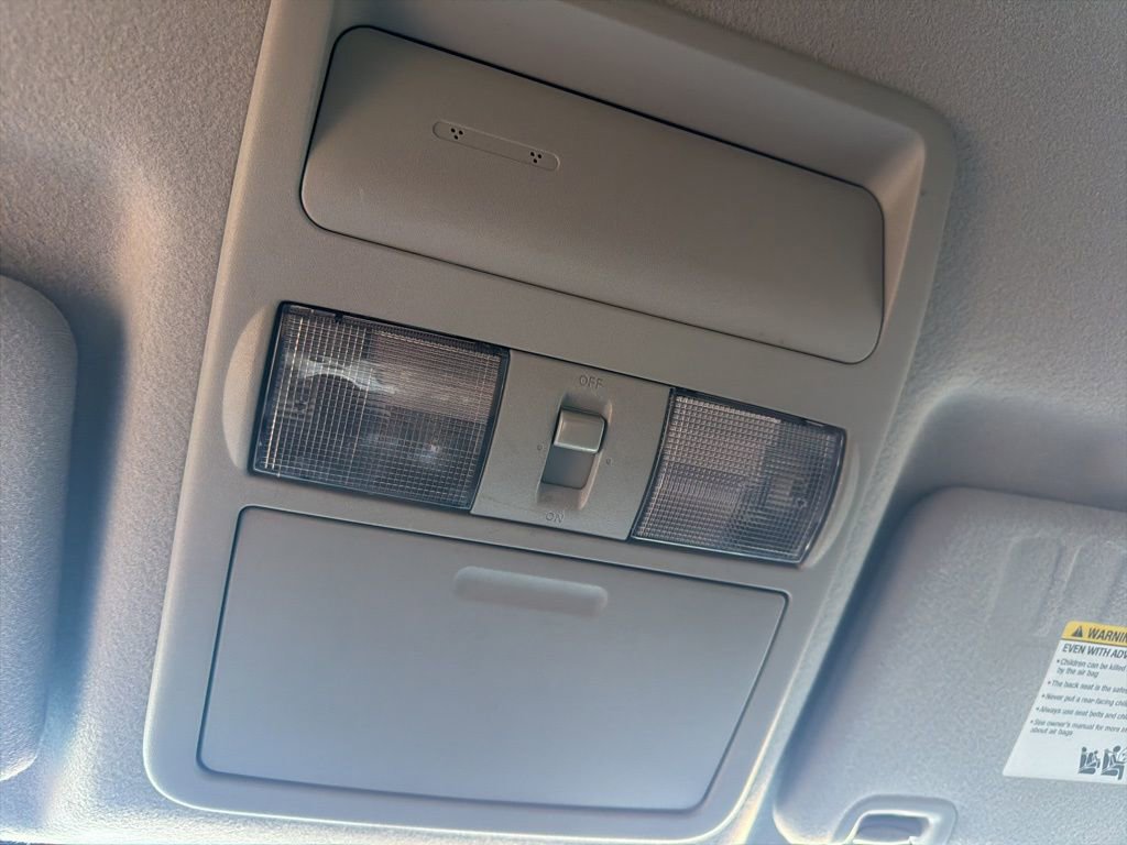 Used 2019 Nissan Frontier SV image 12