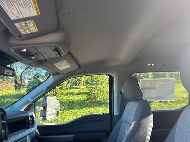 New 2027 Ford F250 XL w/ Tremor Off-Road Package AWD/4WD image 14