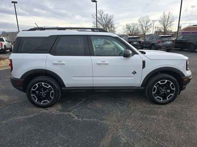 Used 2023 Ford Bronco Sport Outer Banks image 6