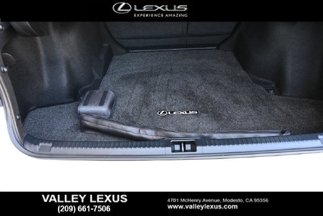 Certified 2025 Lexus IS 300 F Sport w/ Accessory Package 2 RWD image 19