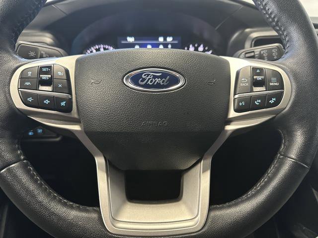 Used 2022 Ford Explorer XLT w/ Equipment Group 202A image 17