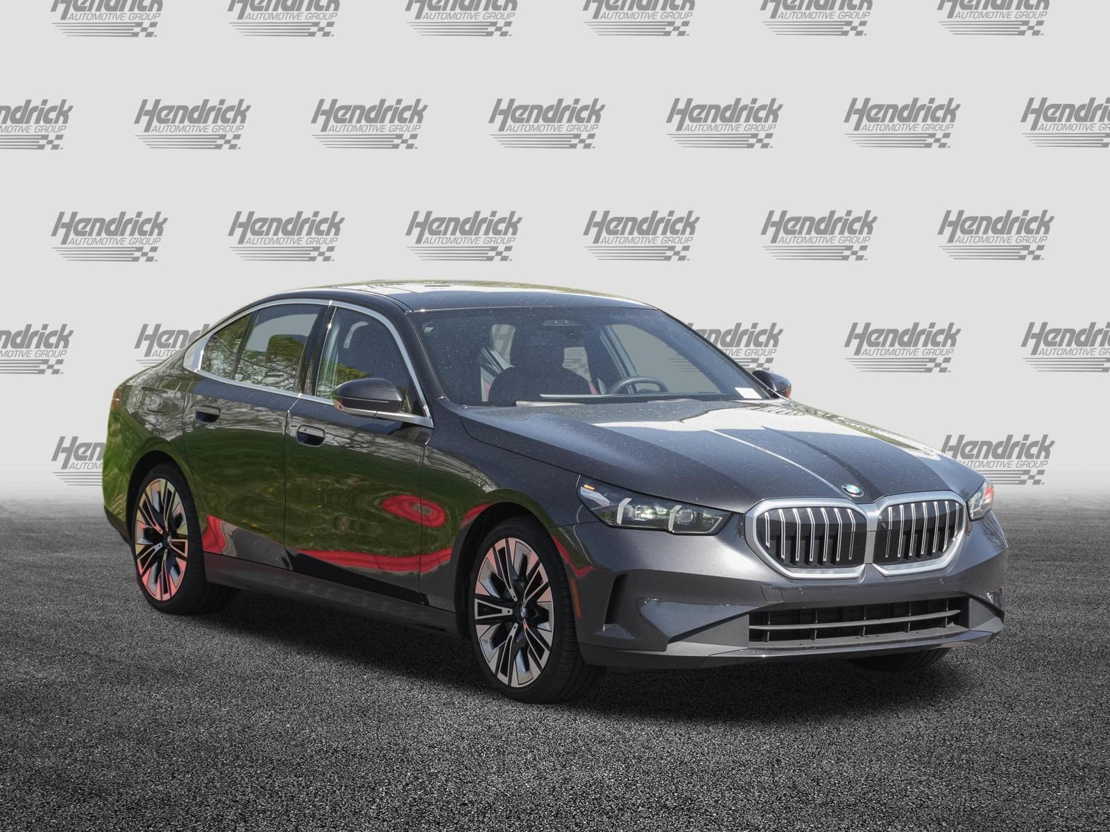 Used 2026 BMW 540i xDrive 540i xDrive image 2