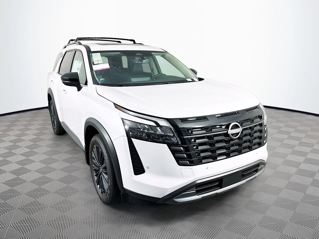 New 2026 Nissan Pathfinder SL w/ SL Premium Package AWD/4WD image 3