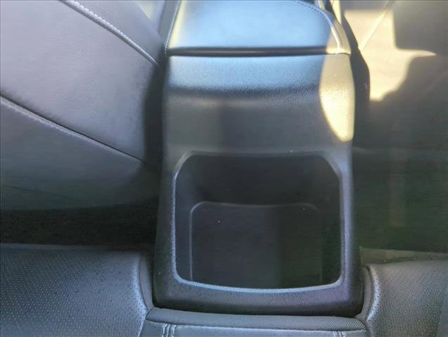 Used 2018 Chevrolet Camaro LT image 21