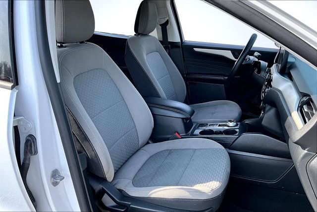 Used 2022 Ford Escape SE FWD image 28