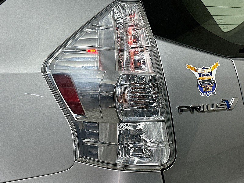 Used 2012 Toyota Prius V Three FWD image 23