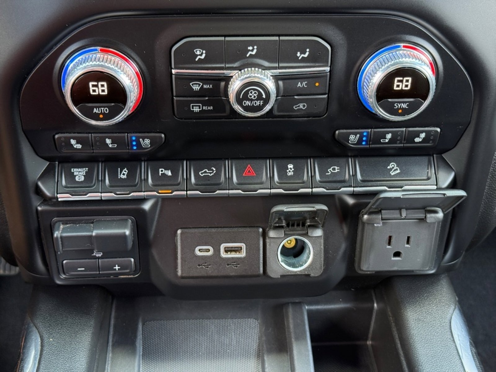 Used 2022 GMC Sierra 2500 AT4 w/ AT4 Preferred Package image 31