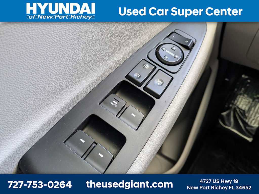 Used 2021 Hyundai Tucson Value FWD image 26