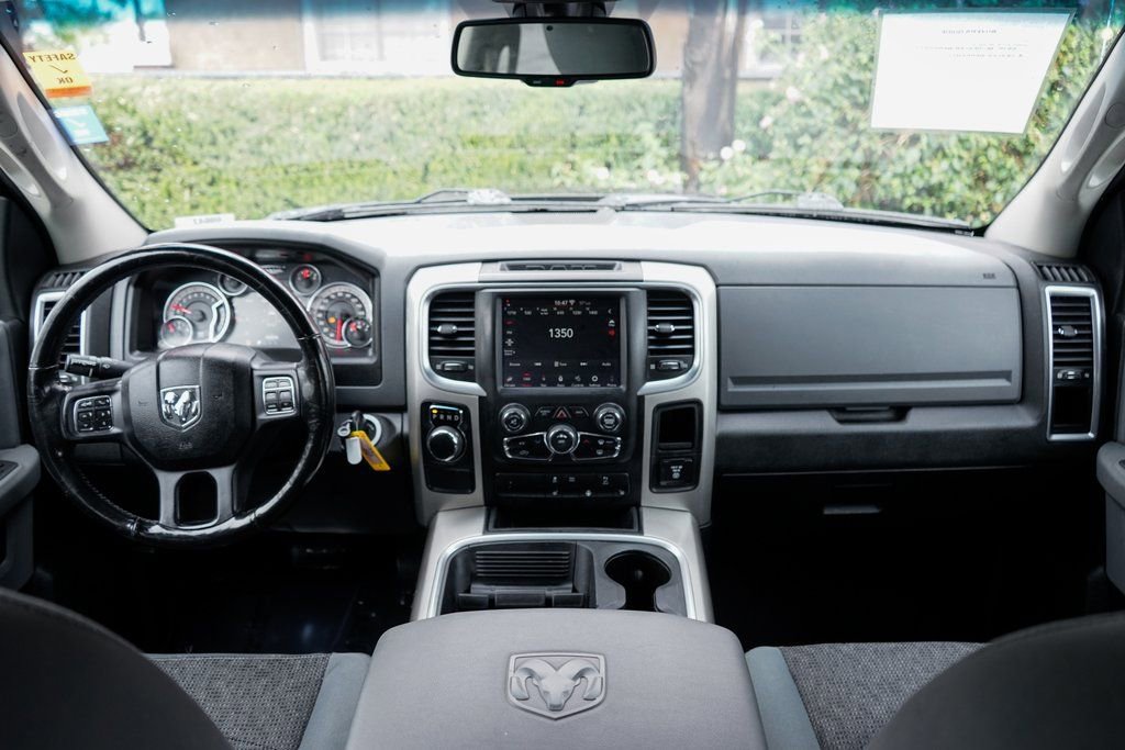 Used 2020 RAM 1500 Classic SLT w/ Luxury Group image 23