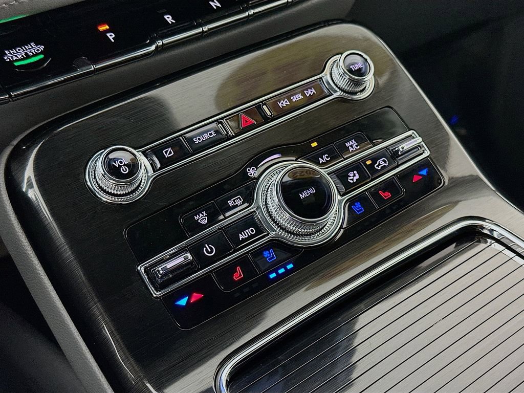 Used 2022 Lincoln Nautilus Reserve image 21