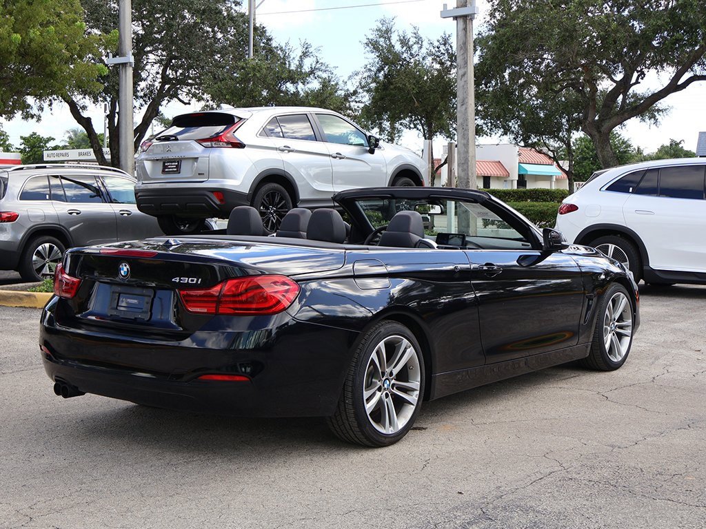 Used 2018 BMW 430i Convertible image 10