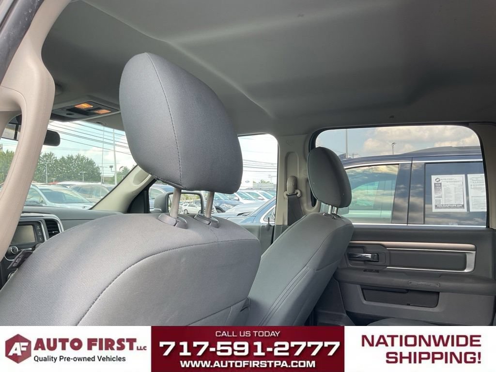 Used 2019 RAM 1500 Classic SLT AWD/4WD image 9
