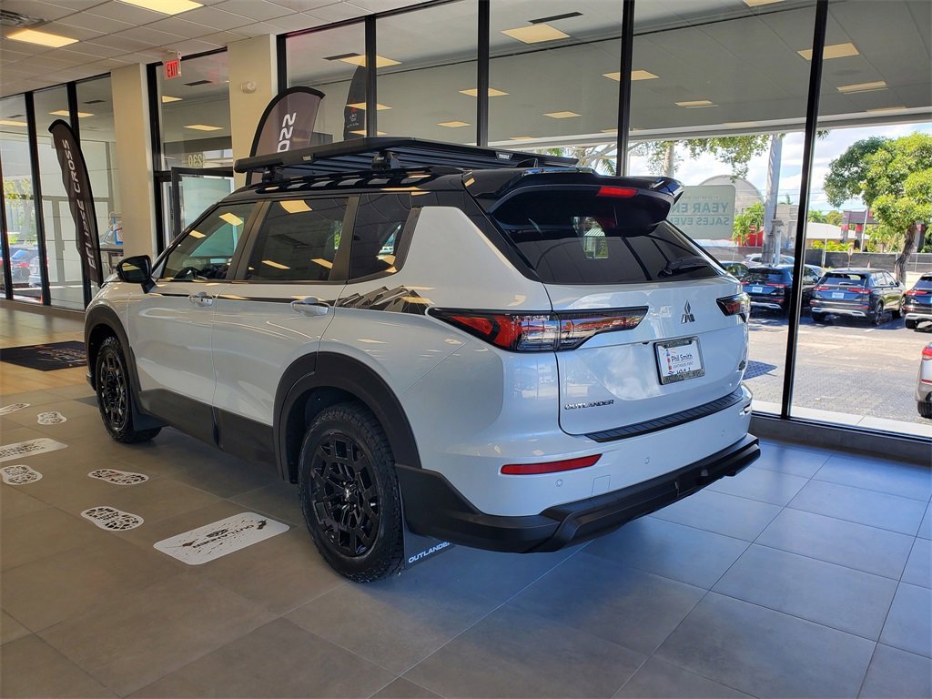 New 2025 Mitsubishi Outlander Trail Edition image 4