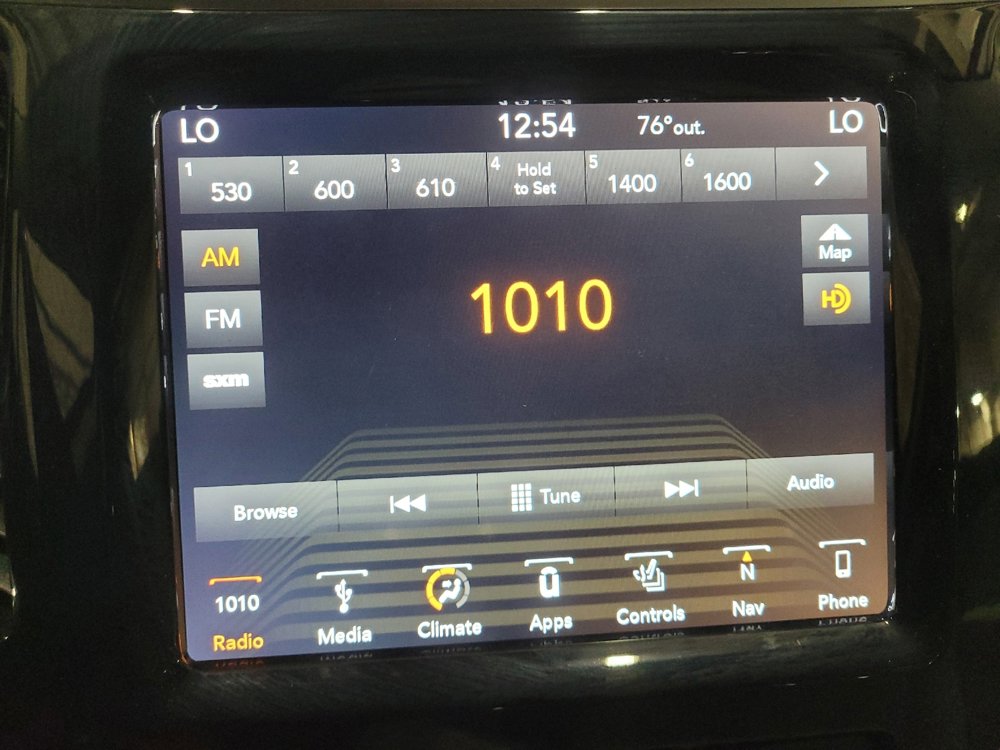 Used 2019 Jeep Cherokee Limited w/ Technology Group image 25