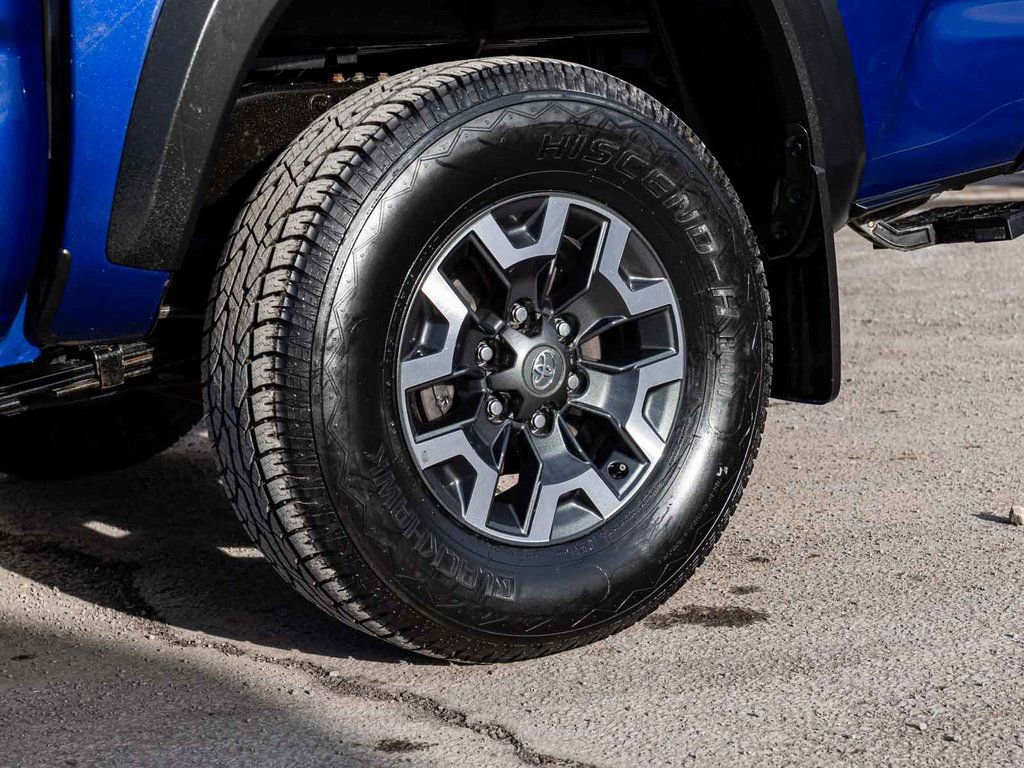 Used 2023 Toyota Tacoma TRD Off-Road w/ Technology Package image 8