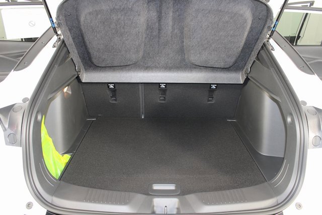 New 2026 Buick Envista Sport Touring w/ Convenience I Package image 18