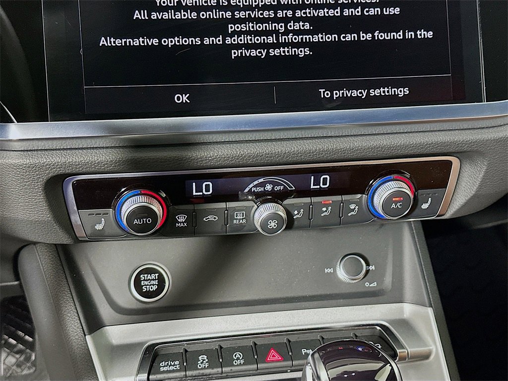 Used 2025 Audi Q3 2.0T Premium Plus w/ Premium Plus Package image 14