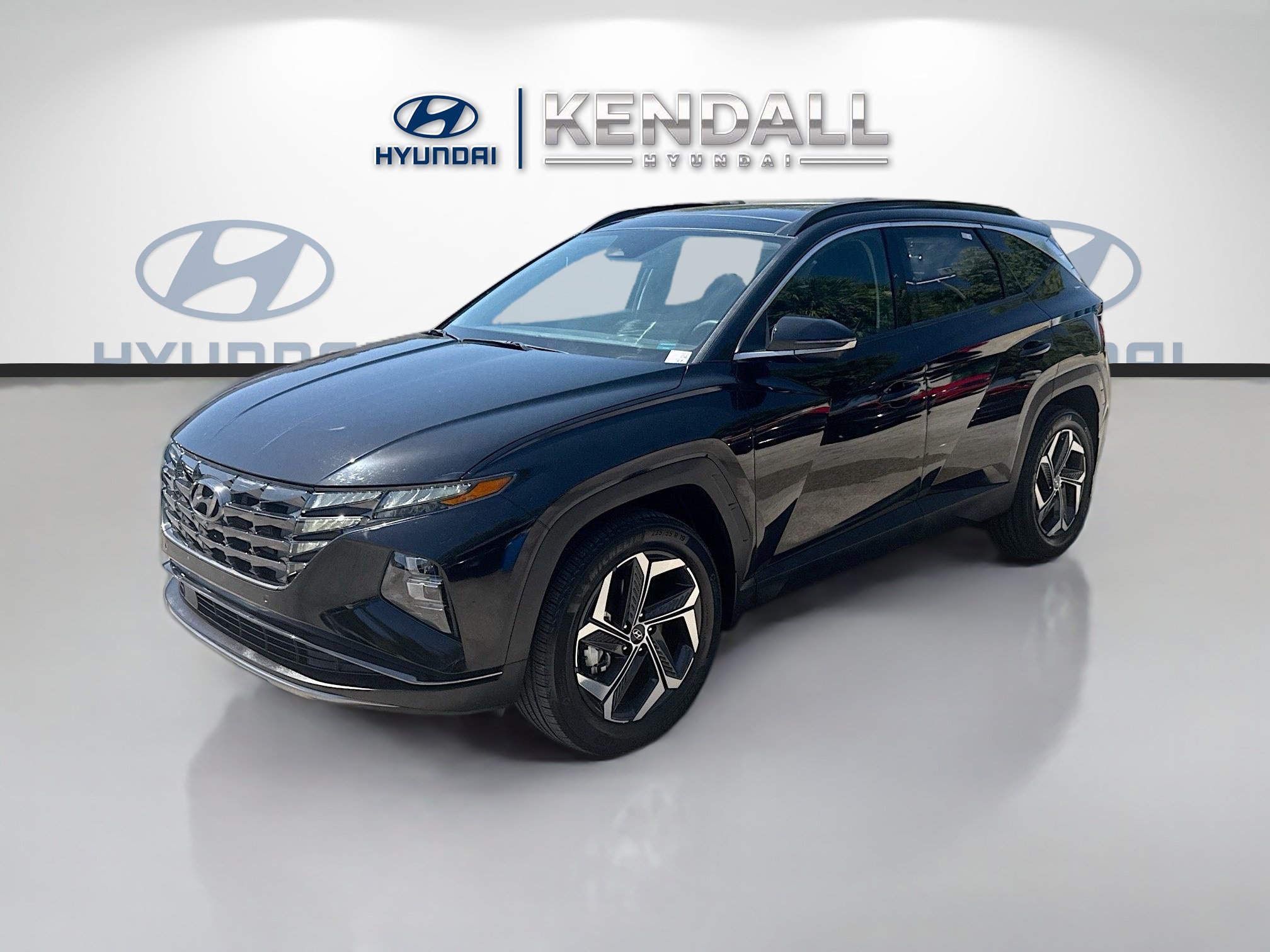 Used 2024 Hyundai Tucson Limited AWD/4WD image 3
