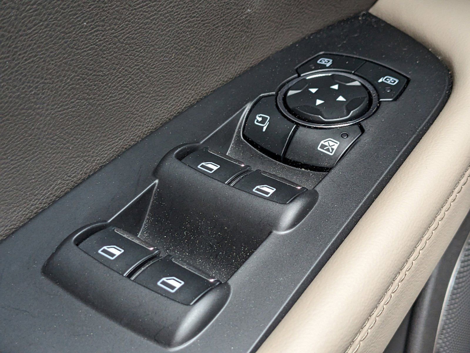 Certified 2023 Lincoln Nautilus AWD w/ Premium Package image 25