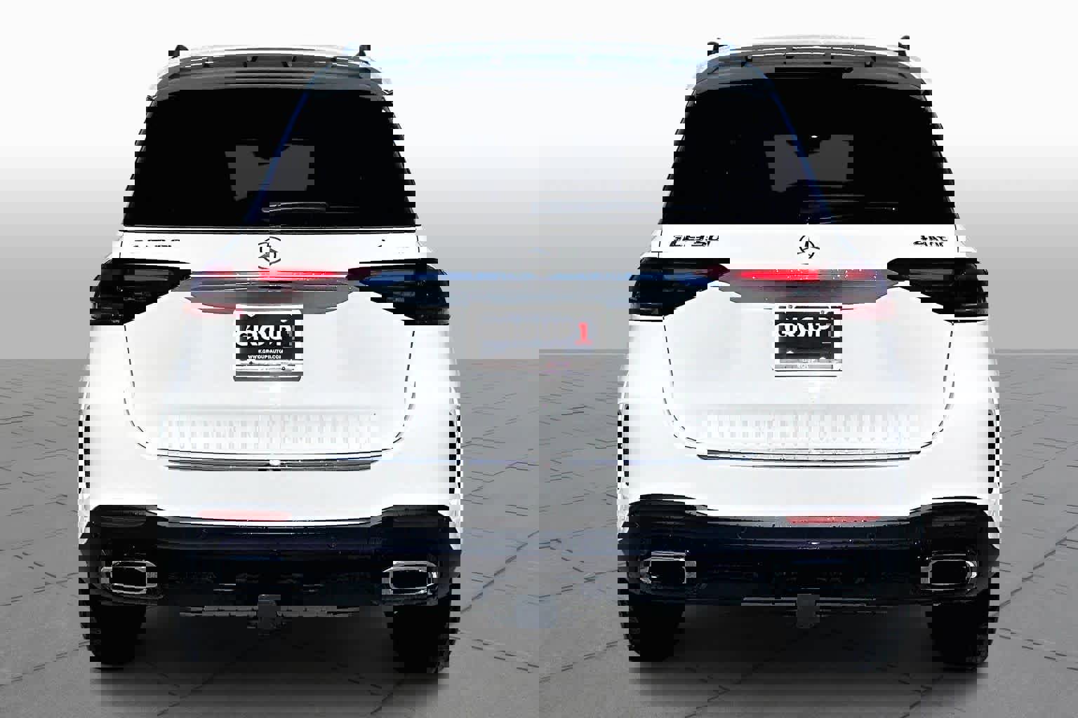 Used 2024 Mercedes-Benz GLE 350 4MATIC image 4