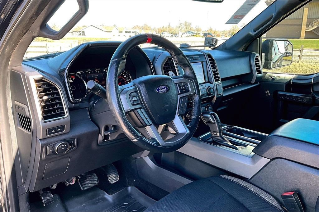 Used 2018 Ford F150 Raptor image 12