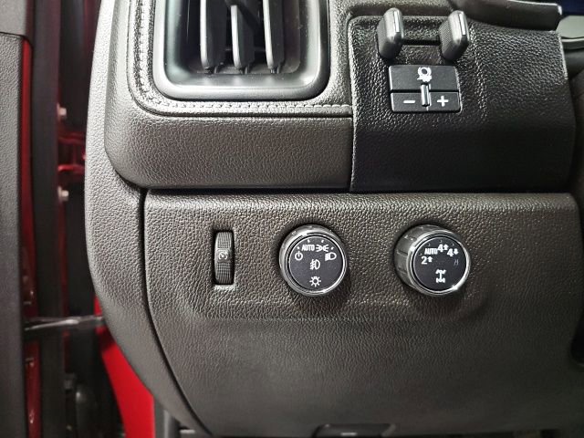 Used 2021 GMC Canyon Denali image 17