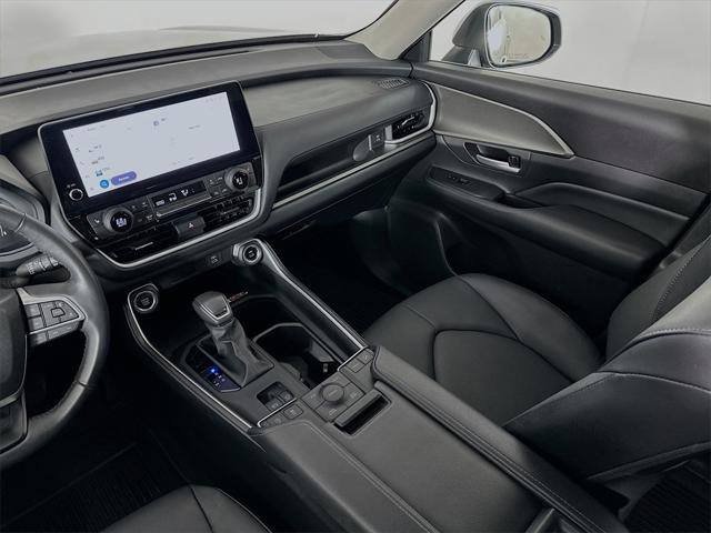 Certified 2024 Toyota Grand Highlander XLE image 26
